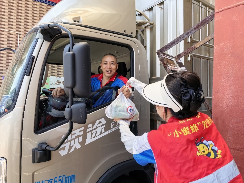 夏送清凉｜联昊通党支部常态化的员工关怀活动